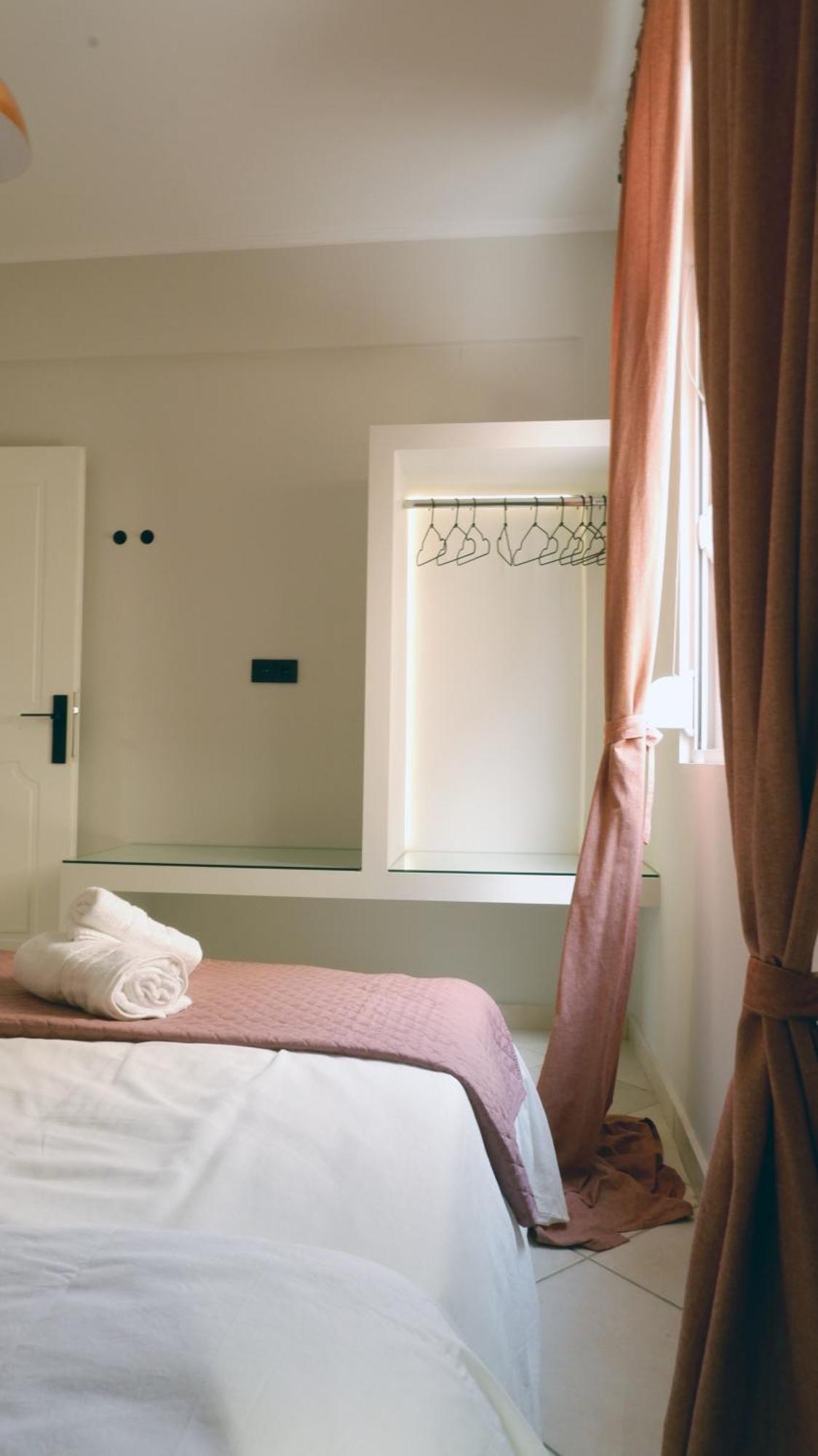 Less Is More Apartment Preveza Exterior foto